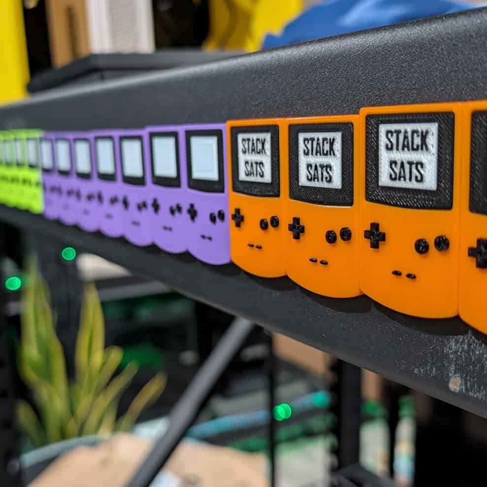 Retro Bitcoiners GameBoy Color Magnet - Stack Sats - Image 2