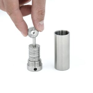 Seedor Safe tamper-evident seal and stainless steel capsule