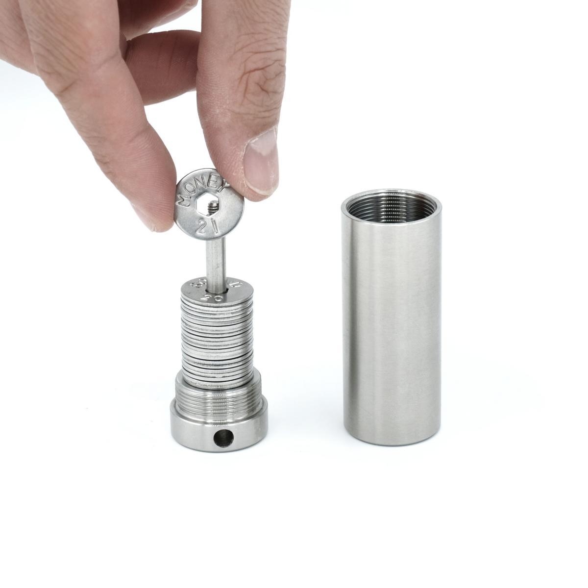 Seedor Safe tamper-evident seal and stainless steel capsule